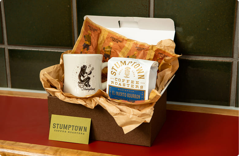 スタンプタウンコーヒーロースターズのギフトボックス｜マグカップとコーヒー豆のセット